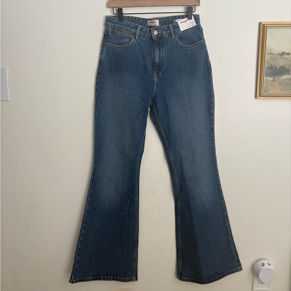 Wrangler Western Chic High Rise Fierce Flare Women's Blue Jeans Size 30 NWT